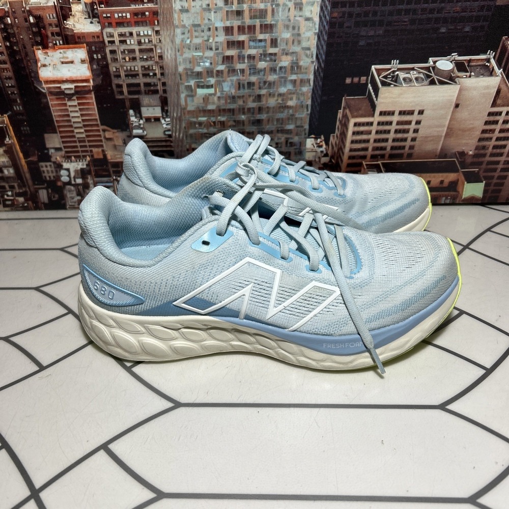 New Balance 680 Foam Women's Size 9  US W680LT8 Light Blue